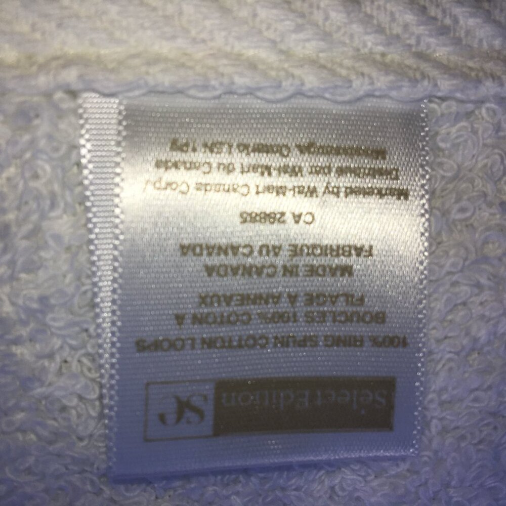 Hand Towel with Machine Quilted Design - Picture 6 of 16